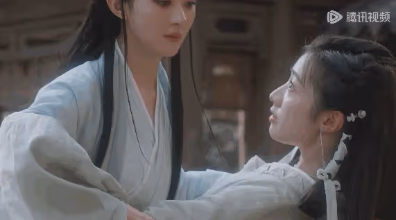 《與鳳行》出圈理由:董潔的演技,黃羿的臉蛋,趙麗穎的衣品