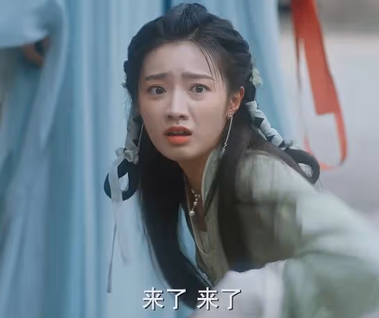 《與鳳行》出圈理由:董潔的演技,黃羿的臉蛋,趙麗穎的衣品