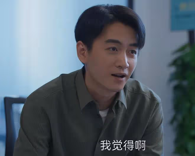 同樣是趙麗穎演的吻戲,《與鳳行》和《風吹半夏》差距咋那麼大呢