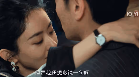 同樣是趙麗穎演的吻戲,《與鳳行》和《風吹半夏》差距咋那麼大呢
