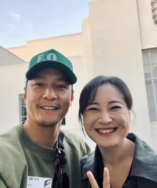 41歲賈玲生圖太真實，大笑時皺紋又深又多，比減肥前顯老很多