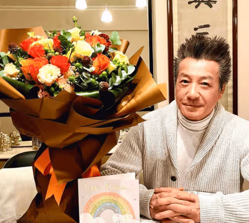 港星表演到一半突「聽不清」！就醫發現聽力剩6成　自揭：要戴助聽器