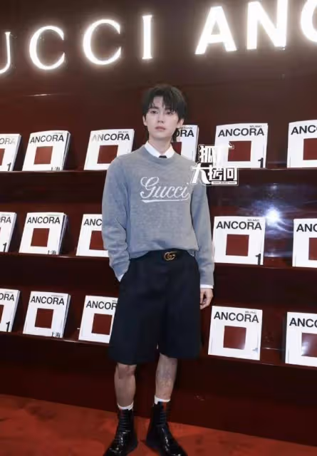 GUCCI晚宴出圖，田曦薇、白鹿半身照絕美，全身照丑得一黑