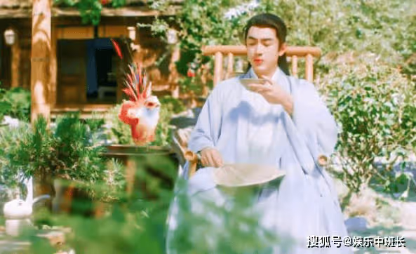 《與鳳行》顧成錦和行止什麼關係?顧成錦真實身份是什麼?
