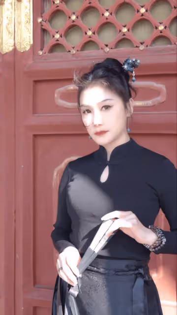 TVB前女星內地穿馬面裙!竟被外國人掀到半腰!網友大讚身材好