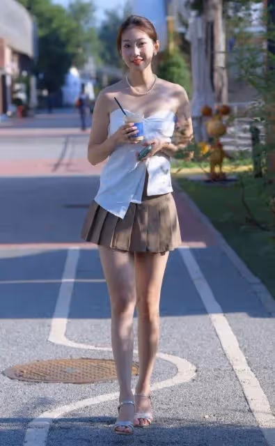 女人如何吃定男人？撒嬌賣萌不是答案，這4個行為才是關鍵！