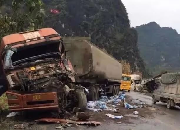 老領導退休5個月被車撞死，全部門僅我1個人去送行