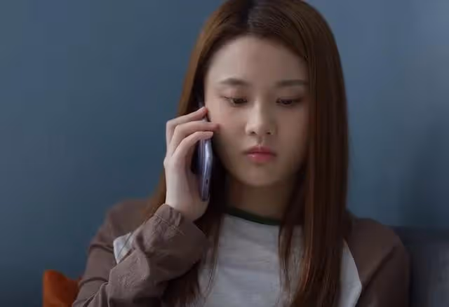 歡樂頌5:何憫鴻懷疑被下了降頭,戀愛腦覺醒手撕戚牧