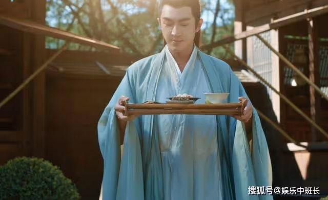 《與鳳行》連做飯都是一種視覺享受!咯咯噠的花痴,是有原因的