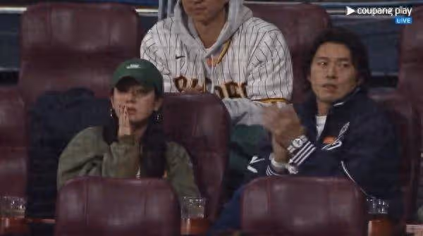 顏值爆表!玄彬、孫藝真看MLB「背後坐孔劉李棟旭」 網友暴動了