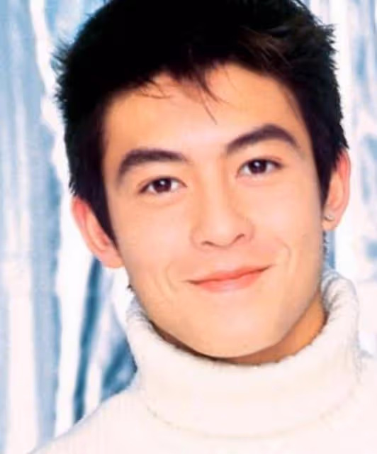神壇跌落的陳冠希,如今低調素人,你可知他曾經多受女人歡迎?