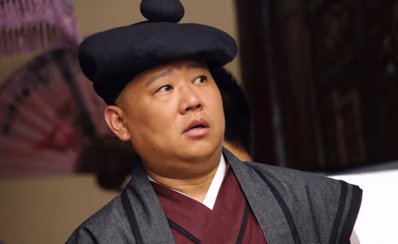 「開封王婆」詳細身份曝光!知名相聲大師兒媳,郭德綱都得叫師嬸