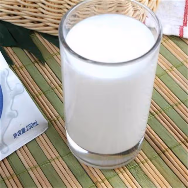 臻濃牛奶和純牛奶有什麼區別?哪個營養價值高?