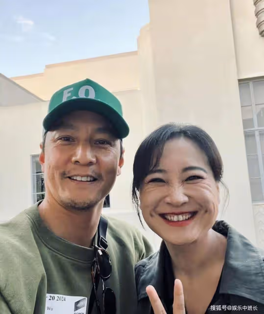 終於看到賈玲的真實模樣,臉上太瘦掛不住肉,滿臉褶子還顯老