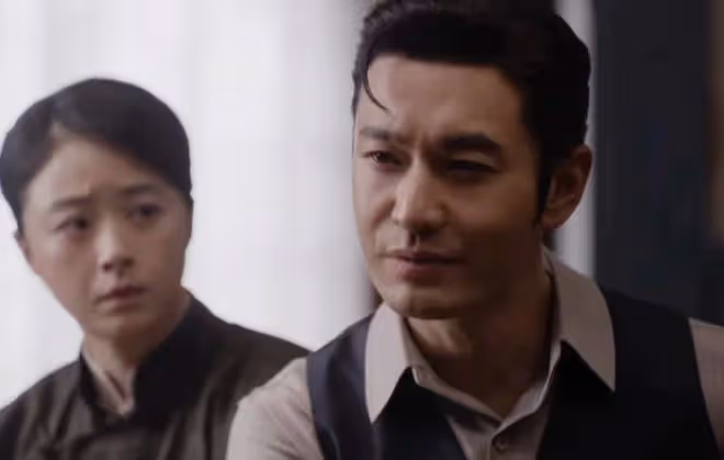 看了四集央視《追風者》，發現演技不能比較，因為優與劣一目了然