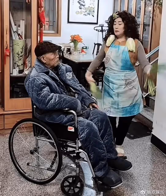 「開封王婆」身份被曝光！知名相聲大師兒媳，連郭德綱都得叫師嬸