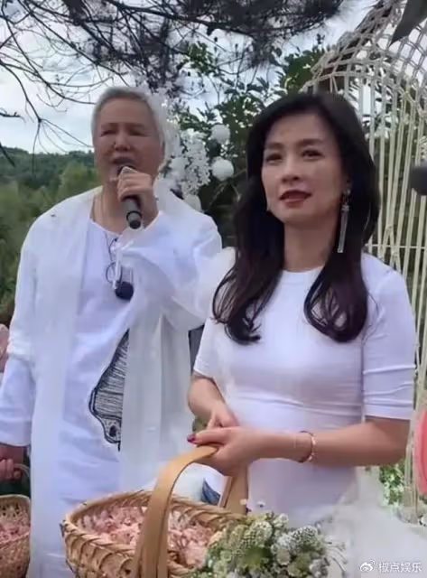 張庭夫婦捲土重來!96套房產解封,全國招代理做直播,沒人管嗎?