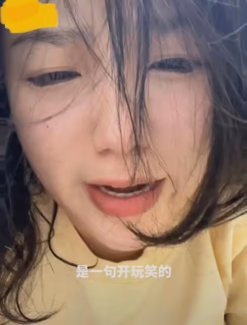 50歲媽媽生娃驚到女兒,以為是玩笑結果來真的:後爸比我大五歲