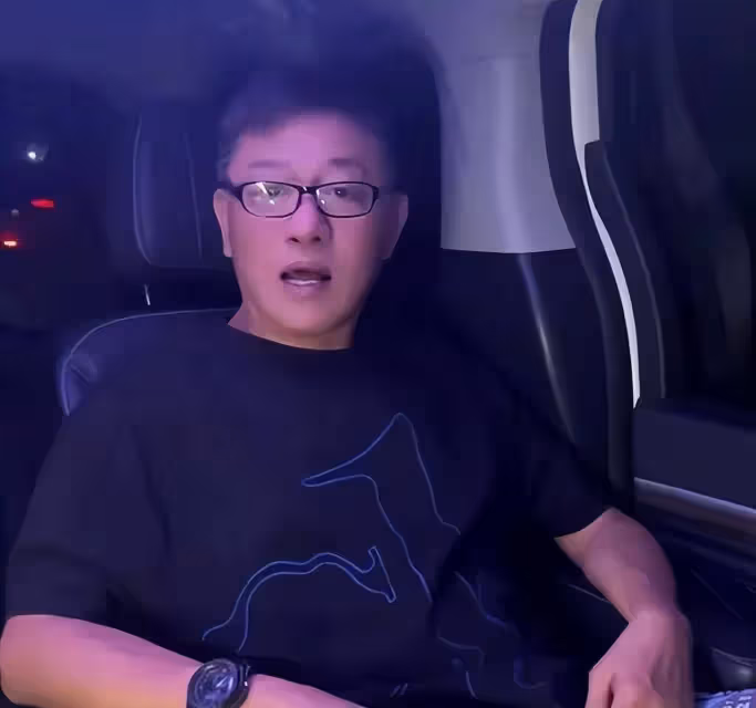 TVB前知名男星近況曝光！現身商演被指發福油膩，傳因小三致婚變