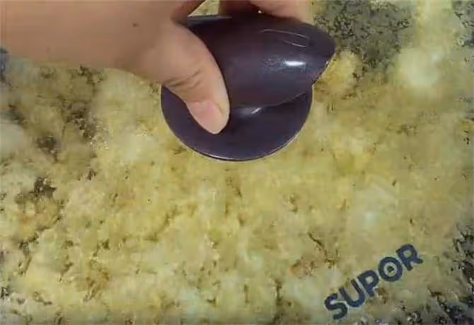 一碗糖，一勺小蘇打，家庭自製焦糖爆米花，2分鐘出一大鍋