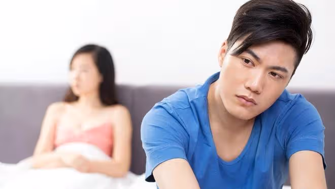 男子上網時，無意中發現妻子出軌他人並且懷孕4個月，老公：離婚