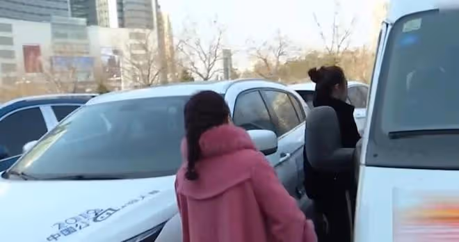 65歲大爺相親，想和大媽有夫妻生活，再生個孩子，大媽：老不正經