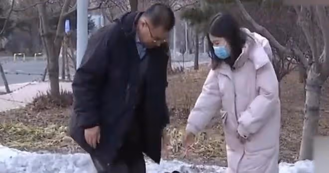 62歲大爺相親，晚上想住大媽家，大媽也一見鍾情，直呼：滿足要求