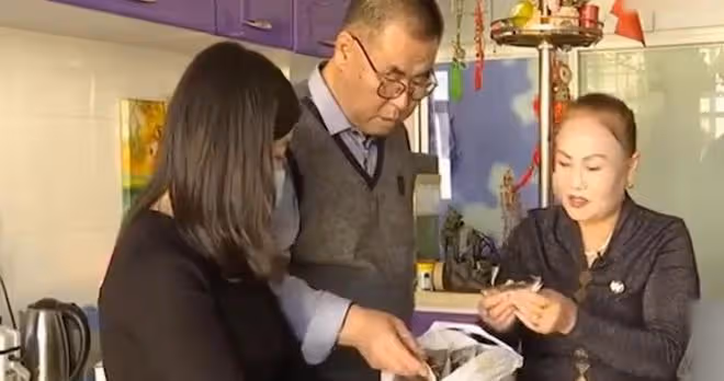 62歲大爺相親，晚上想住大媽家，大媽也一見鍾情，直呼：滿足要求