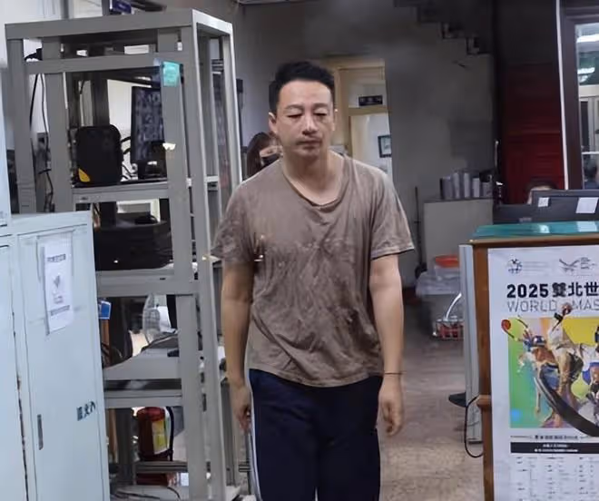 汪小菲衝進警局報警：我實名舉報徐熙媛長期濫用藥物