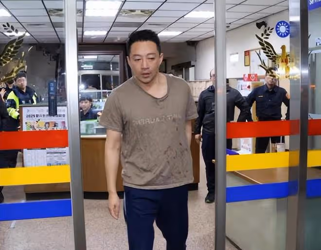 汪小菲衝進警局報警：我實名舉報徐熙媛長期濫用藥物