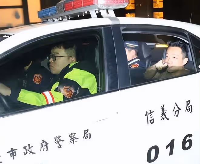 汪小菲衝進警局報警：我實名舉報徐熙媛長期濫用藥物