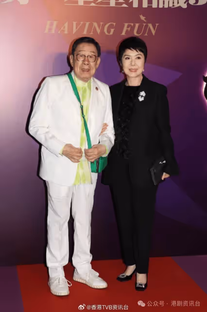 鄭嘉穎佘詩曼同場!還有一位TVB實力派演員兼歌手罕有露面