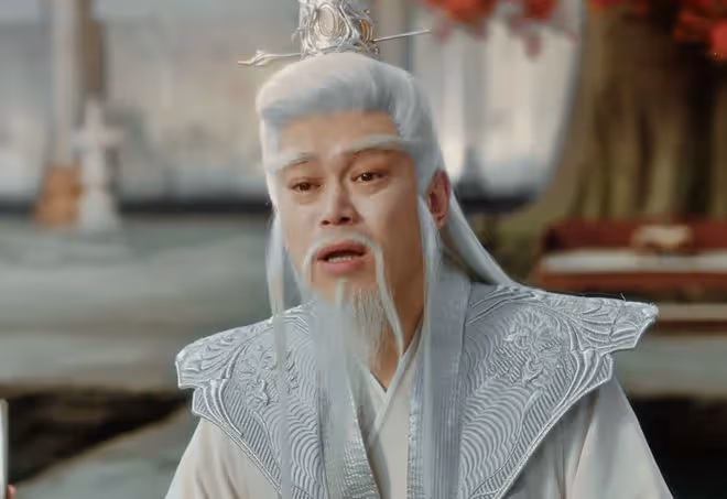 《與鳳行》行止神君沒想到,憨厚的天君成他的敵人,差點滅了沈璃