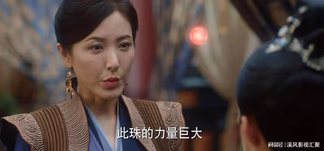 與鳳行:沈璃的妖獸血脈覺醒,琉羽的死因揭曉,臨終遺言太虐心!
