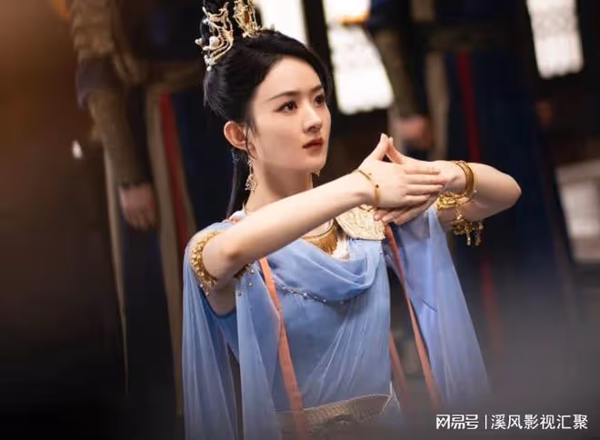 與鳳行:沈璃的妖獸血脈覺醒,琉羽的死因揭曉,臨終遺言太虐心!