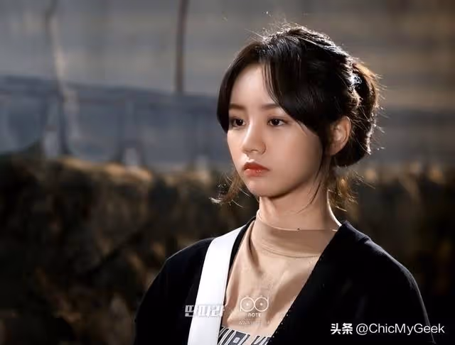 在被冠上「柳俊烈前女友」前，她是頂級韓女團偶像！