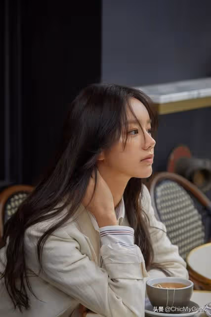 在被冠上「柳俊烈前女友」前，她是頂級韓女團偶像！
