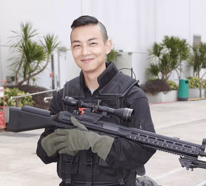 44歲TVB愛國男星舊患嚴重臥床不起！7年前拍劇被車撞飛！畫面曝光