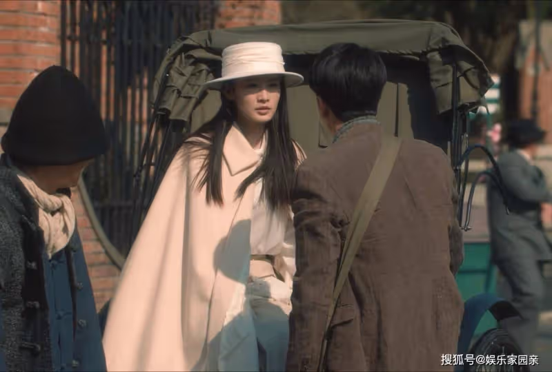 王一博《追風者》大爆，躲過女主李沁，才知道女二號才是驚鴻一瞥