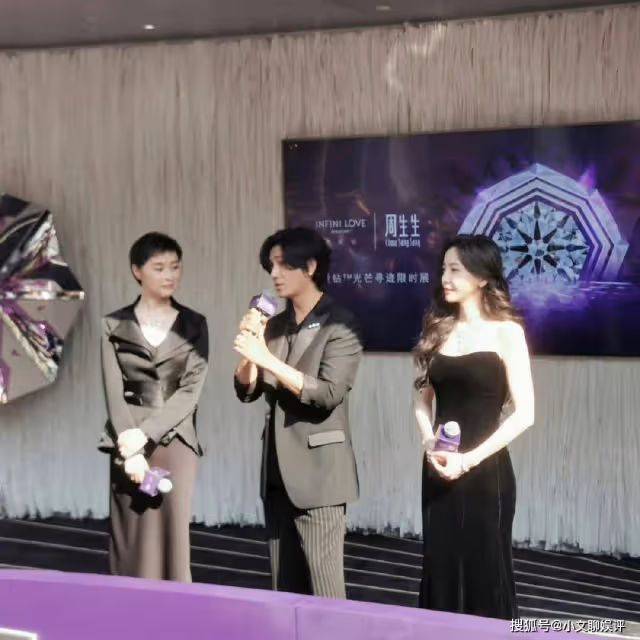 氣質美人和性感美人區別？51歲吳越對比34歲於文文，差別一目了然