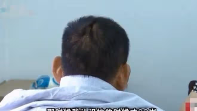 20年冤家夫妻,男子落淚:要不是她酒後讓我殘疾,我房車早買了