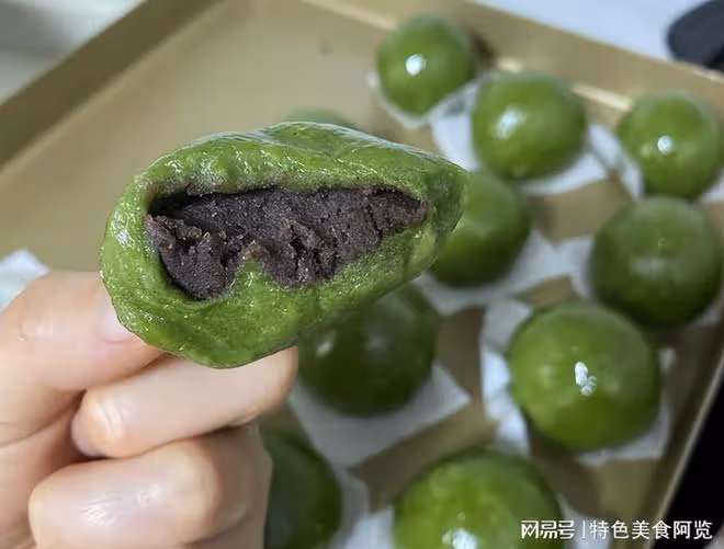 老媽做了半輩子的青團配方！隔夜不硬不裂，附自製紅豆沙做法~