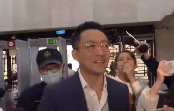汪小菲失控原因:小玥兒太漂亮,具俊曄在家不穿衣服,畫面辣眼