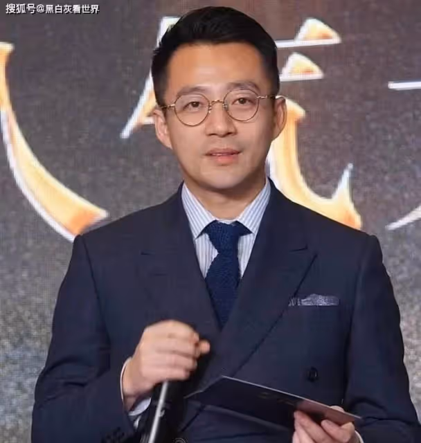 汪小菲衝進警局報警後續:最後一刻臨陣脫逃,發瘋背後另有隱情