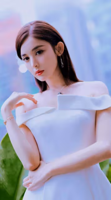 古力娜扎穿一字肩公主裙大秀天鵝頸,蕾絲設計太撩人,滿滿少女心