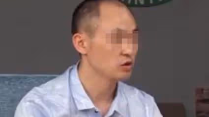 結婚三年拒不生娃，妻子要詩和遠方，丈夫：有7套房，不生就離婚