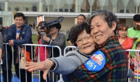 和姐妹搭夥過五年，最後一個人回老家：抱團養老不好過