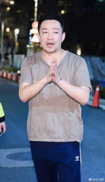 小楊阿姨直播，網友打聽八卦，她表示汪小菲太善良，會照顧好汪總