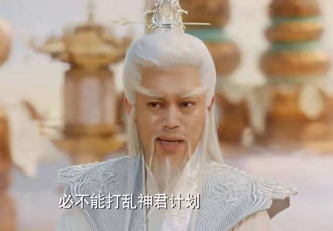 《與鳳行》同是一界之主,為何靈尊不敬行止,天君敬畏?原因有三