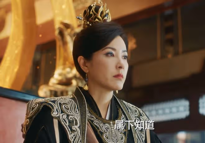 《與鳳行》同是一界之主,為何靈尊不敬行止,天君敬畏?原因有三